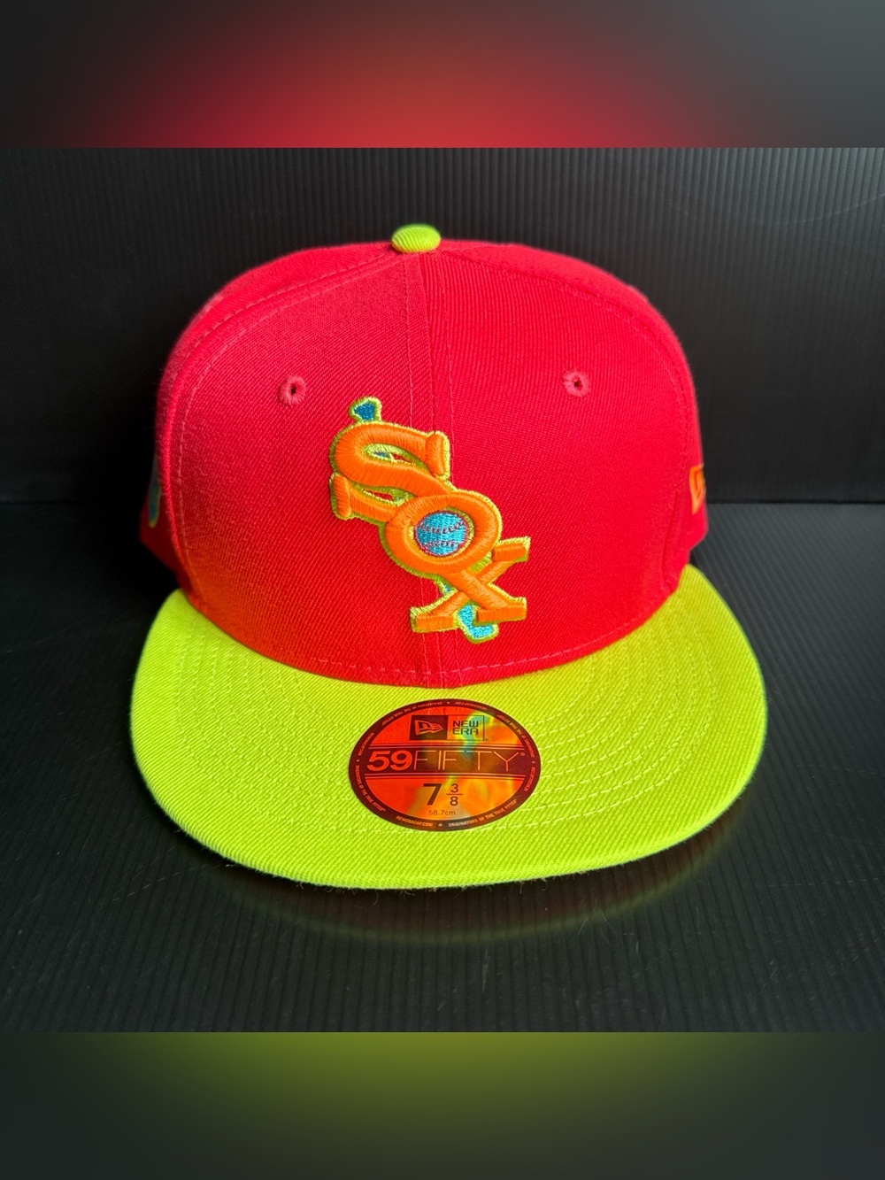 NWT New Era Chicago White Sox Red Lava Highlighter Fitted Hat Cap Size 7 3/8